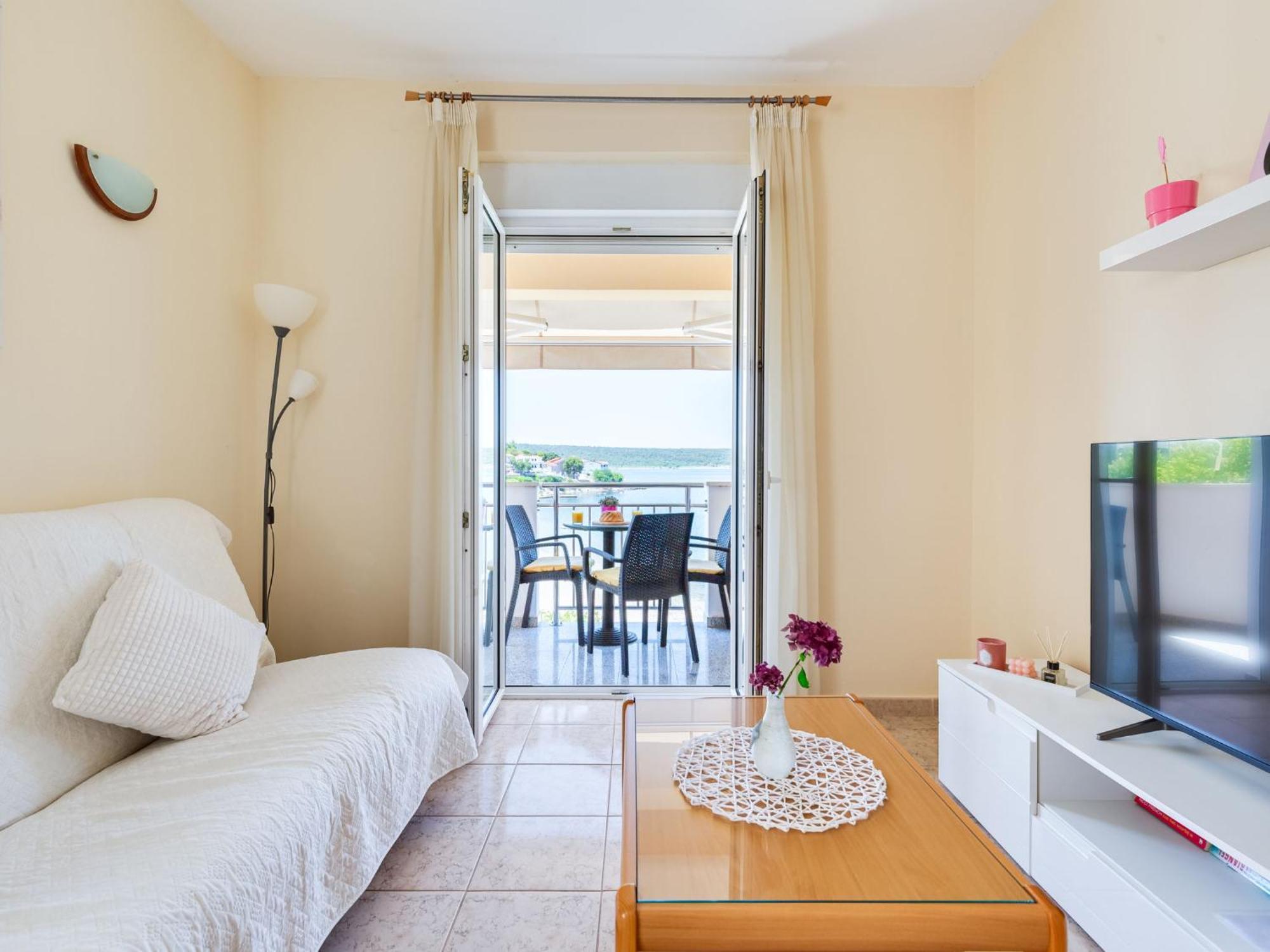 Apartment Daria 3 By Interhome Anic Екстер'єр фото